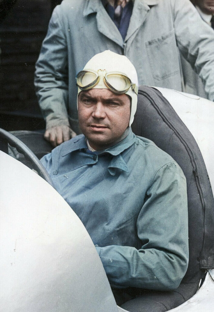 Rudolf Caracciola (1901-1959) – niemiecki kierowca wyścigowy pochodzenia włoskiego.