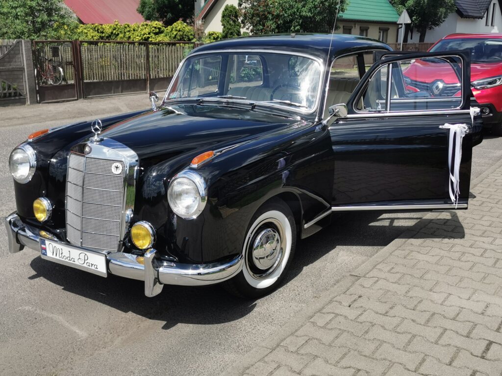 Mercedes 219 W105 1957r - MamKlasyka.pl