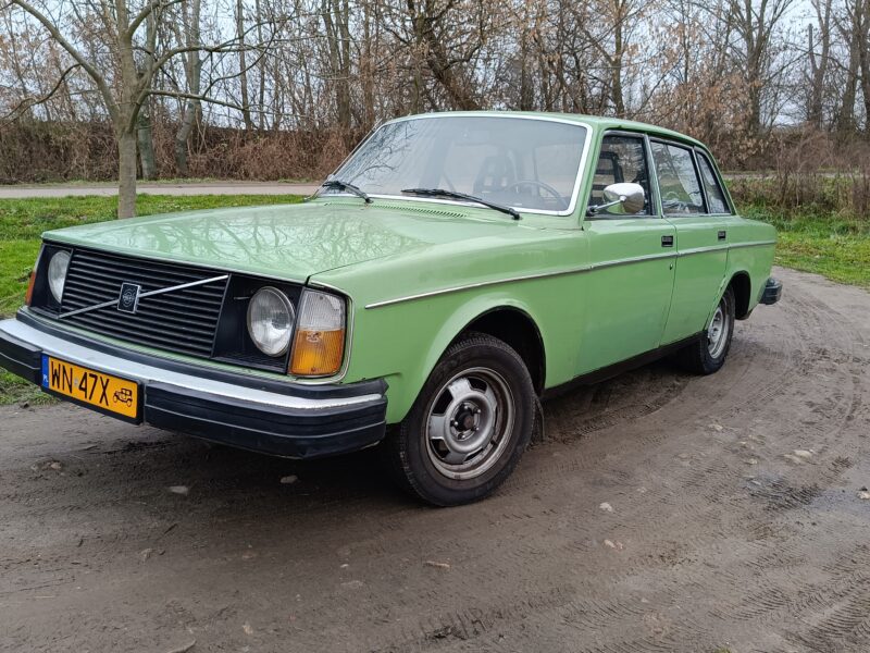 Volvo 244