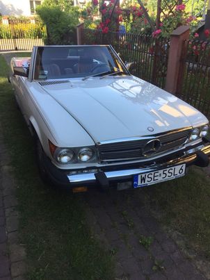 Mercedes R107 560 SL