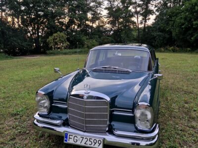 Mercedes 220 SB W-111 z 1961roku