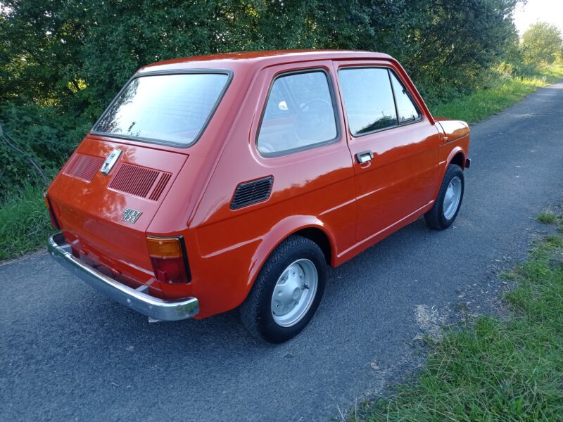 Fiat 126 I seria z 1975r . W bardzo dobrym Stanie!