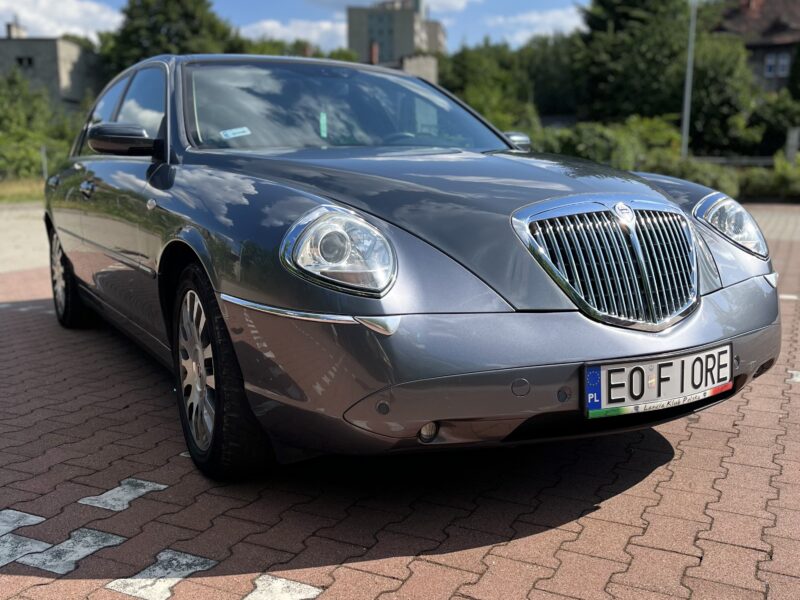 Lancia Thesis 3.0 V6 BUSSO