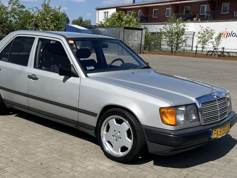 W124 230E 1987R