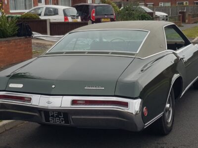 Buick Riviera 69