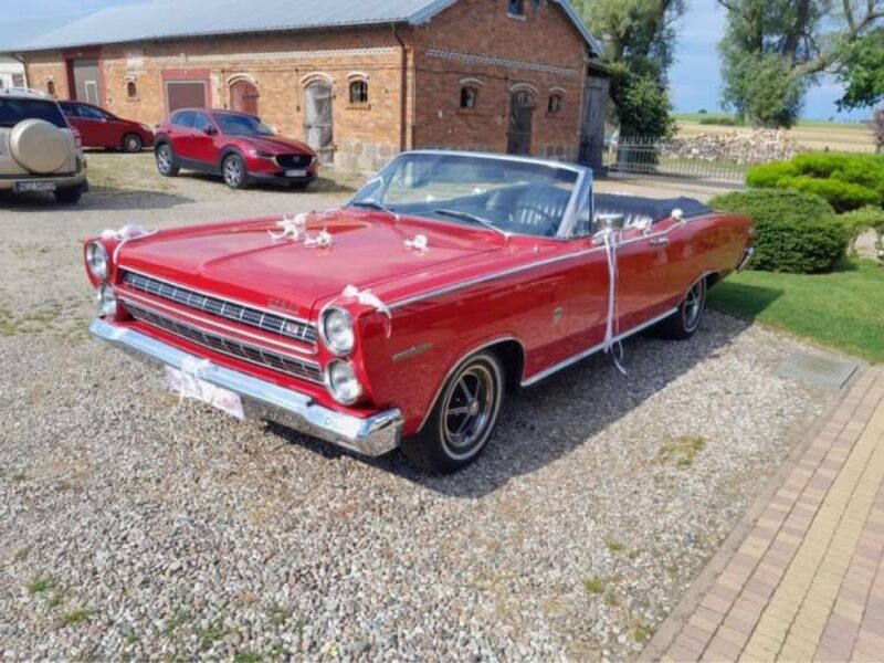 Wynajmę samochód Mercury comet