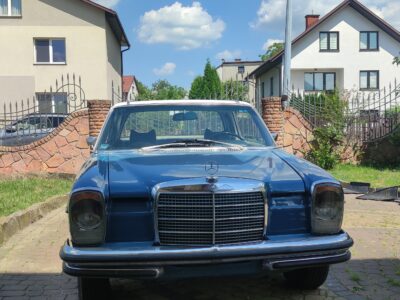 Mercedes w114 250CE