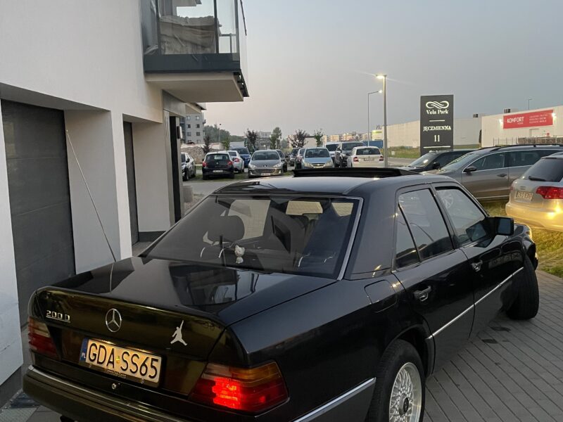 Mercedes W124 2.0D