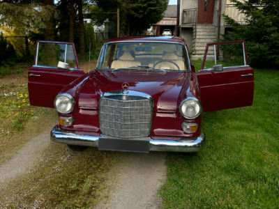 Mercedes-Benz W110