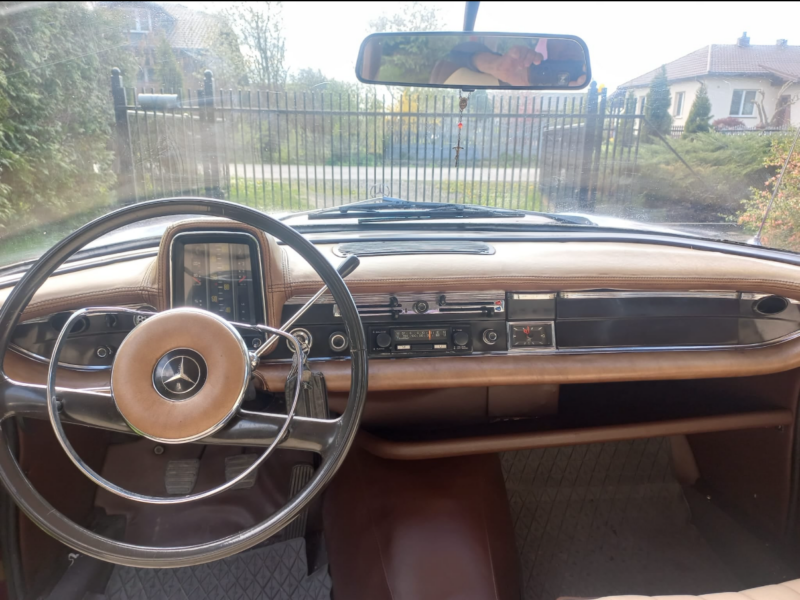 Mercedes-Benz W110