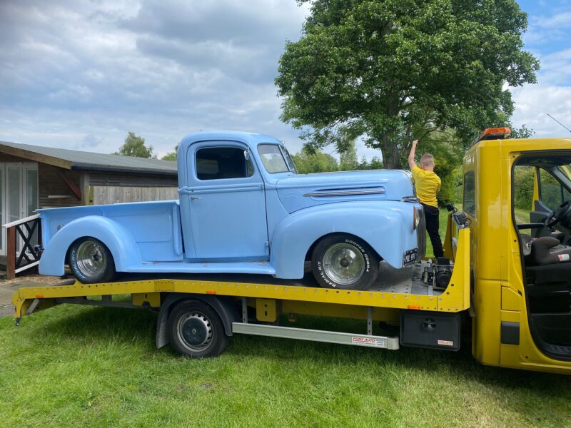 Ford F-100